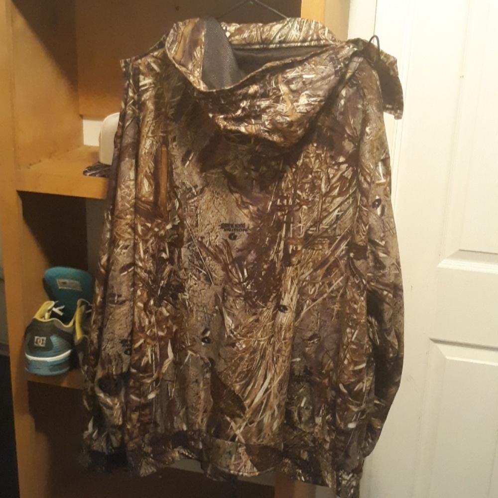 Hunting jacket - Picture 2 of 2